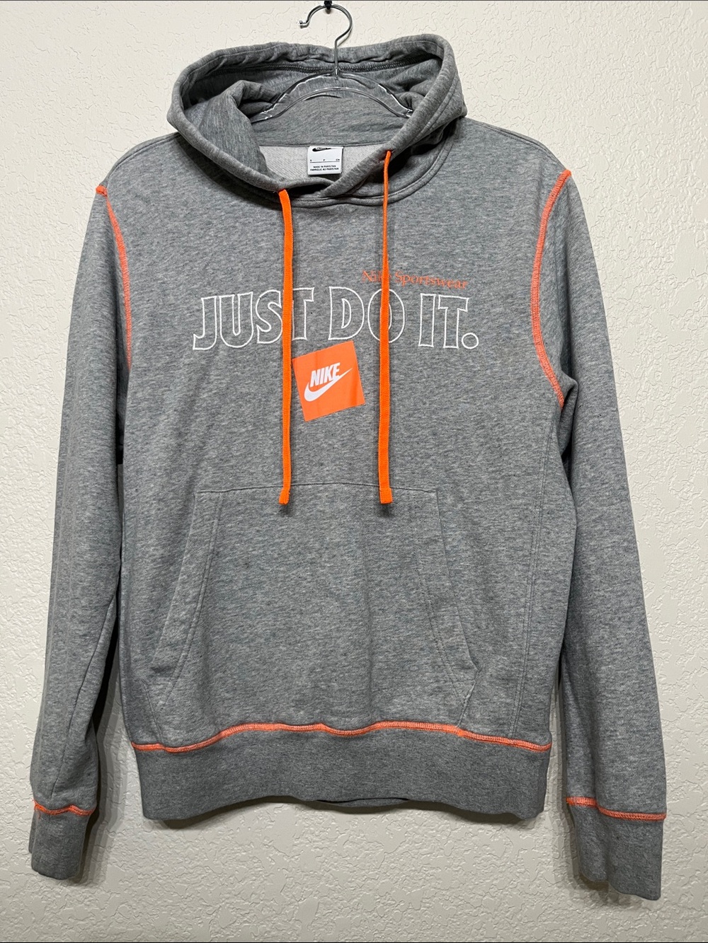 Nike Men’s Size Small Gray Hoodie with Orange Drawstrings and Accents